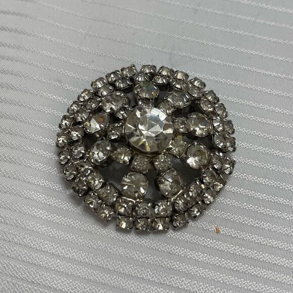 Vintage Clear Crystal Glass Rhinestone Dome Tiered Brooch Pin  3" Large - Picture 1 of 5